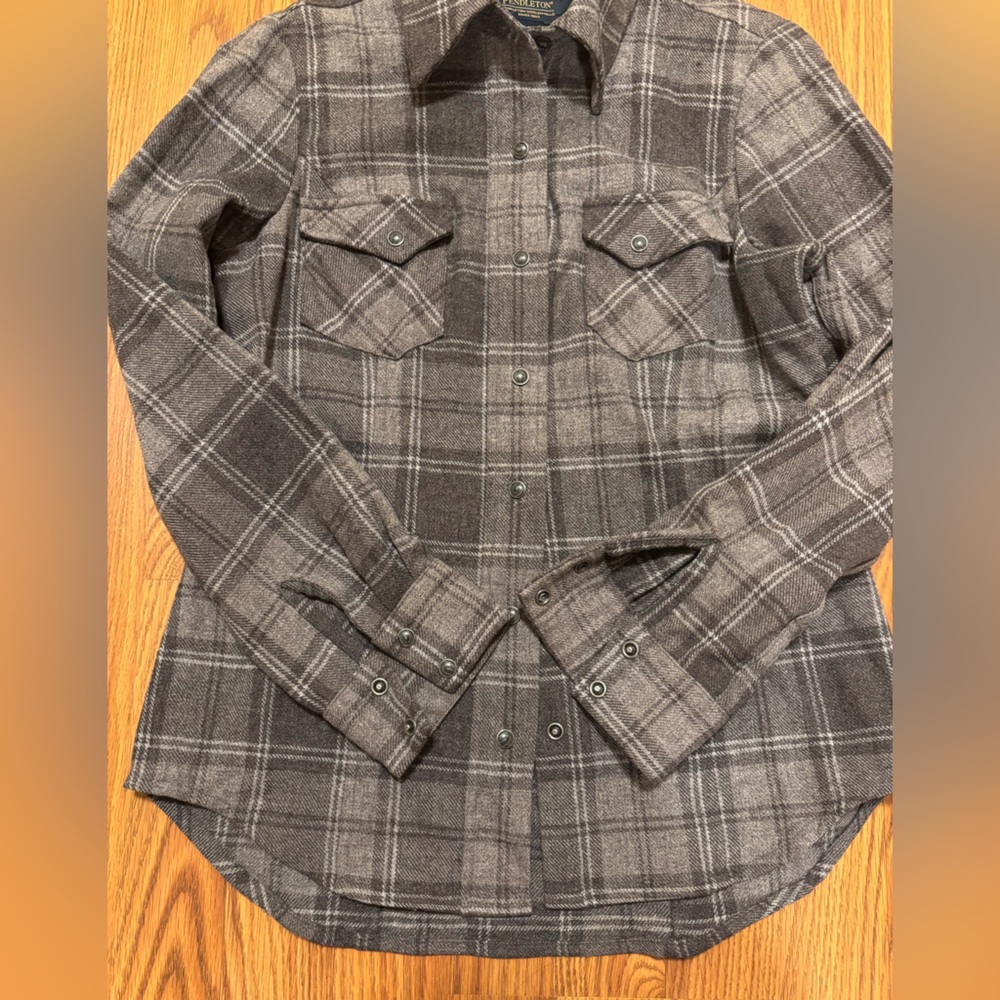 Pendleton Brown and Gray Plaid Wool Shirt Jacket - size S - Picture 7 of 12